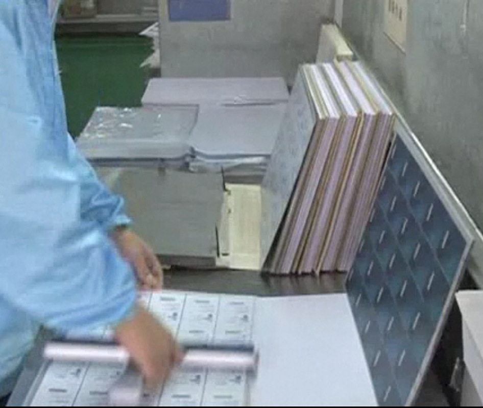 Ролик для удаления пыли с ПВХ-листов